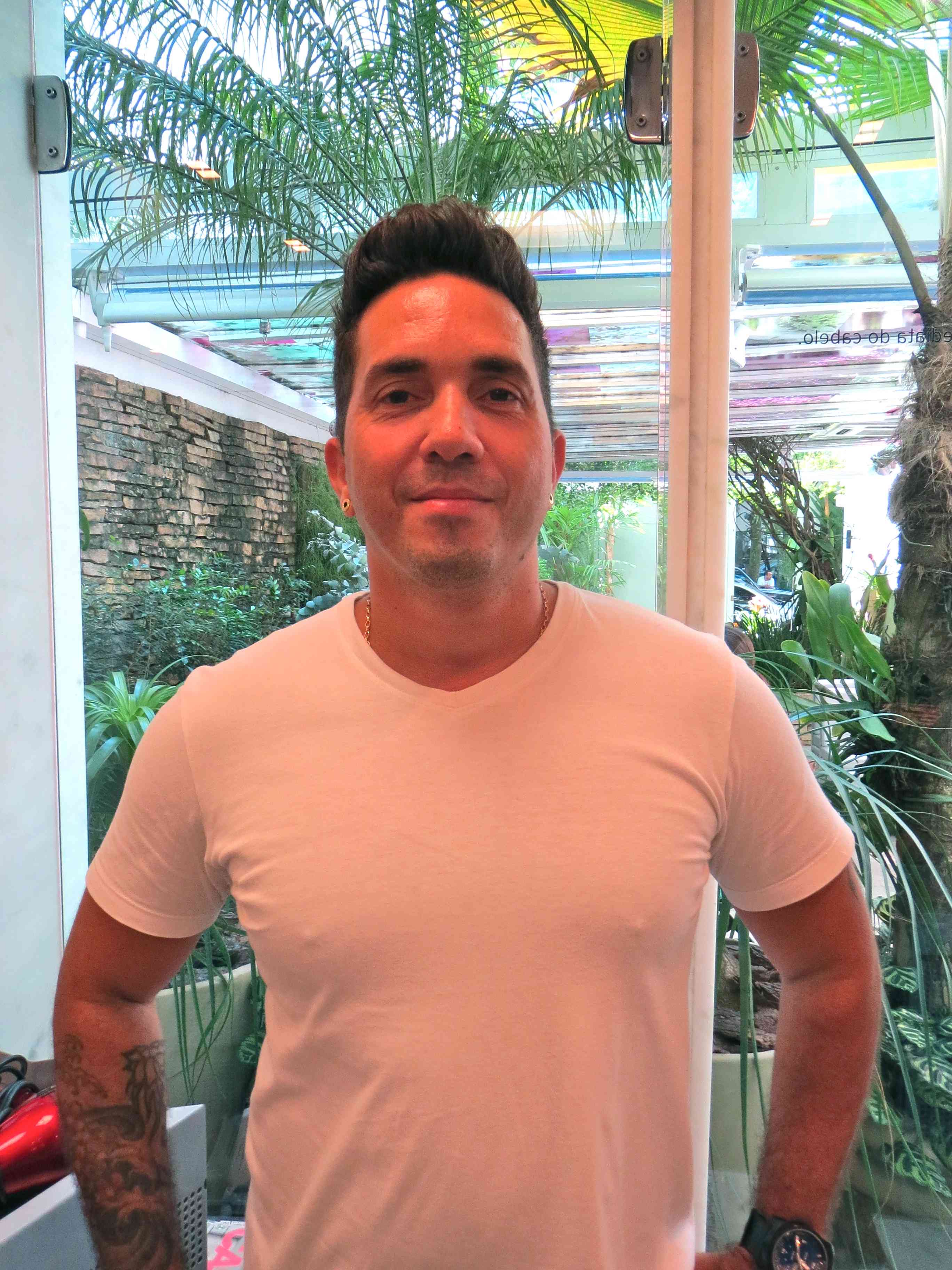 Bruno Barros E A Multiplicação Dos Cabelos