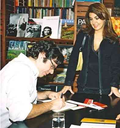 JOÃO Emanuel Carneiro: Entrevista PARA O 40 Forever!