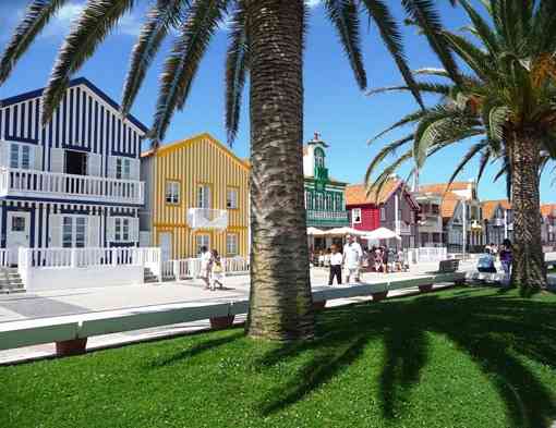 42_Portugal_Costa_Nova_do_Prado_palheiros_Gl_ria_Ishizaka_thumb_2_-1
