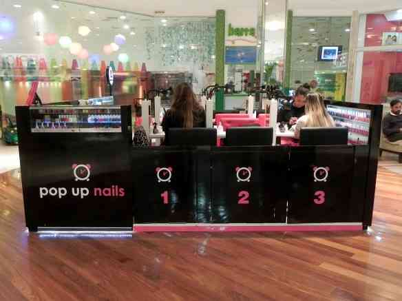 PopUpStand6