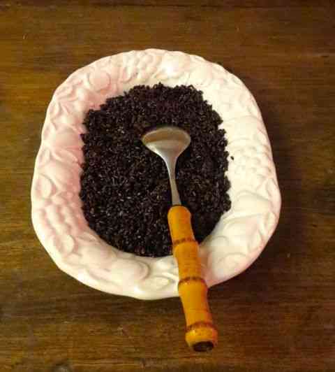 Servi num jantar cotidiano aqui de casa, com arroz negro, saudável e pouco calórico!