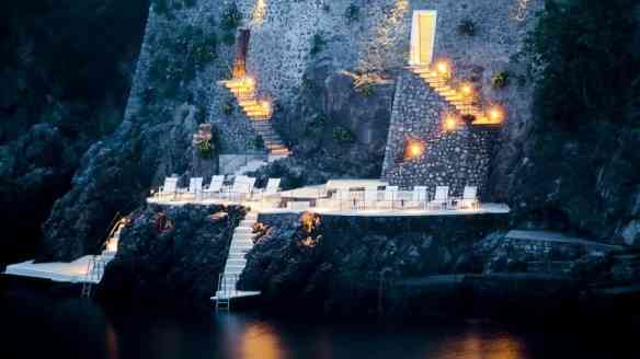 003807-08-beach-club-night-cliffs