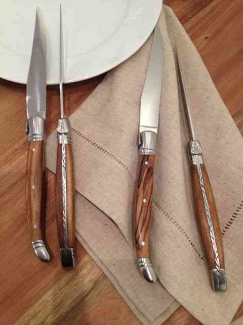 Que tal estas facas para churrasco? não são lindas...