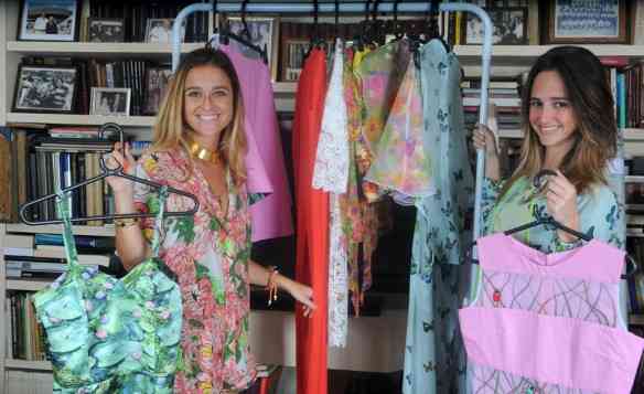 Alguns modelos das irmãs Maria e Isabel Teixeira de Mello