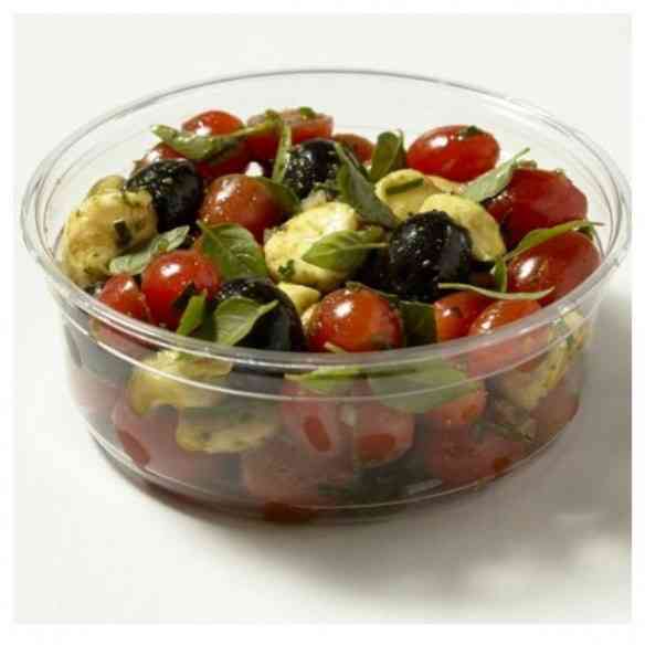Passo a passo do meu primeiro almoço por lá… Saladinha pra começar, dos deuses!