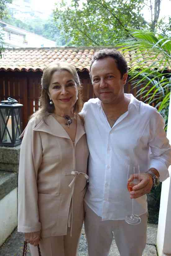 VIK Muniz: A CASA Linda ONDE ELE CRIA SUAS Maravilhas! VALE VER DE Novo!