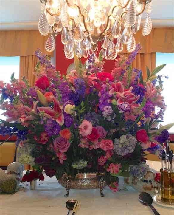 Comecemos pelas flores, que tal este bouquet?!