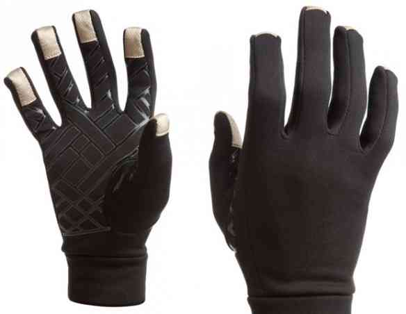 Touch-Screen-Gloves-620x480