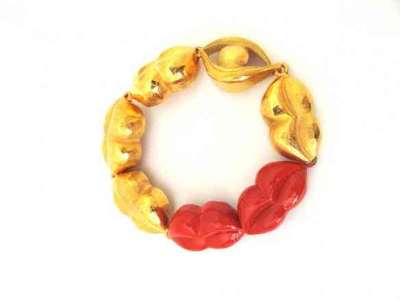 VirziDeLuca_PulseiraBocas