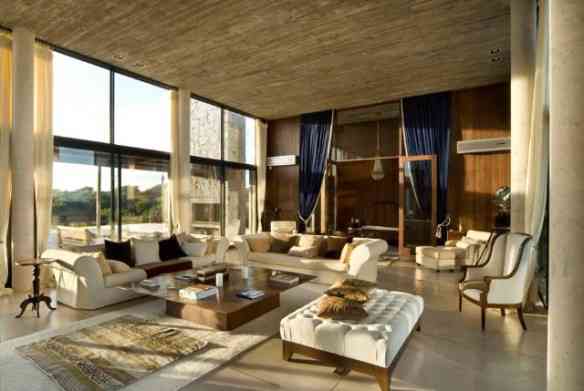 LOCATION, PUNTA DEL ESTE, URUGUAY