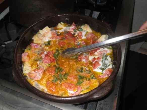 Vá virando as postas, o tempo todo, enquanto cozinham...
