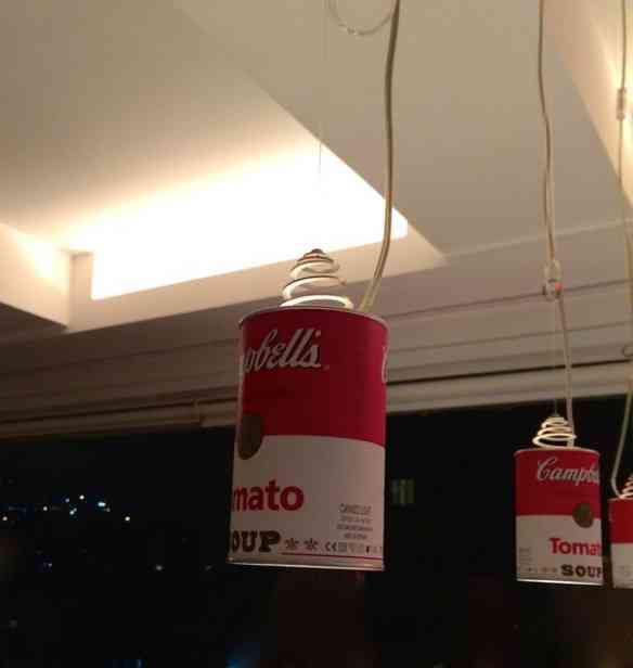Detalhe do "lustre" da mesa de jantar!