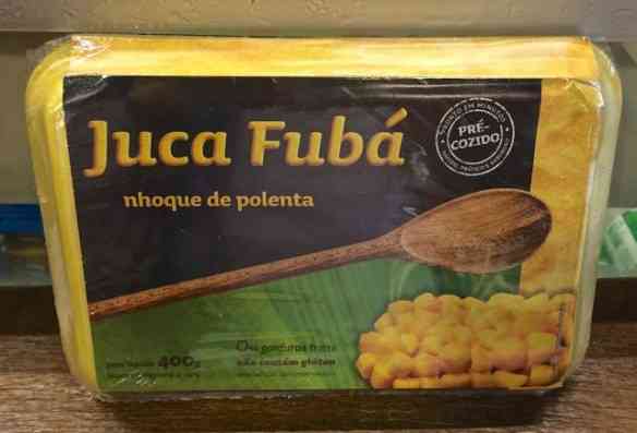 Sua carne assada vai passar da turista pra primeira se acompanhada deste nhoque de fubá: Tuuuuddooo de mara!