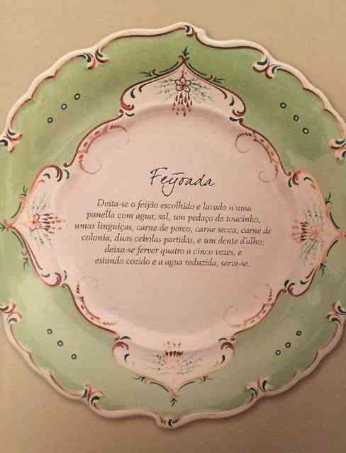 Fecho com a receita de nossa eterna "Feiloada", versão século XIX!