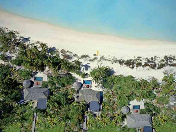 size_590_CG.B_Aerial_Villas_TFS0084_