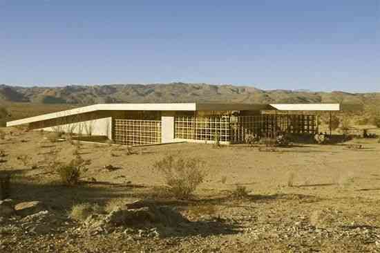 UM TAJ Mahal NA California