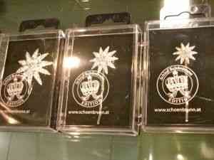 Eis os broches imitando os da Sissy