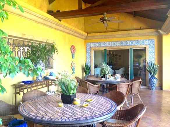 Fecho com a foto deste ambiente, onde Viannita deitou e rolou com maestria: da mesa