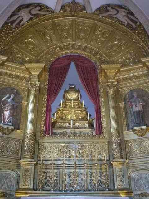 Close no altar inspirador!