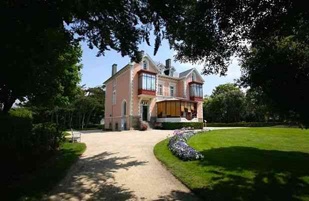 VALE Rever “O Museu DIOR E SEU Lindo Jardim”