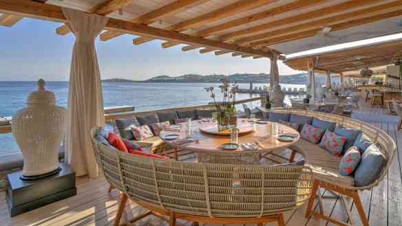 Buddha_Bar_Beach_at_Santa_Marina_Mykonos_Daytime_8_1600x900