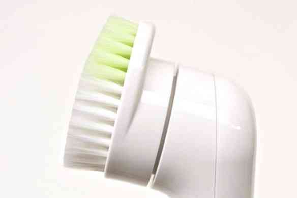 Clinique-Sonic-System-6_thumb2-620x413