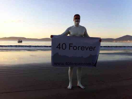 Alexandre Kirilos Atravessou A  NADO O Canal DA Mancha