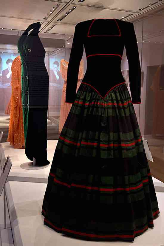 princess-diana-tartan-gown-fashion-rules-goodhousekeepinguk