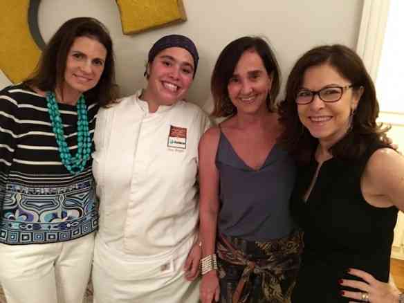 Na companhia ímpar da nossa anfitriã Paula Nabuco mais a chef maravilha Ana Lacombe e nossa guia pelo reino de Baco, Lolo Borges: salve elas!