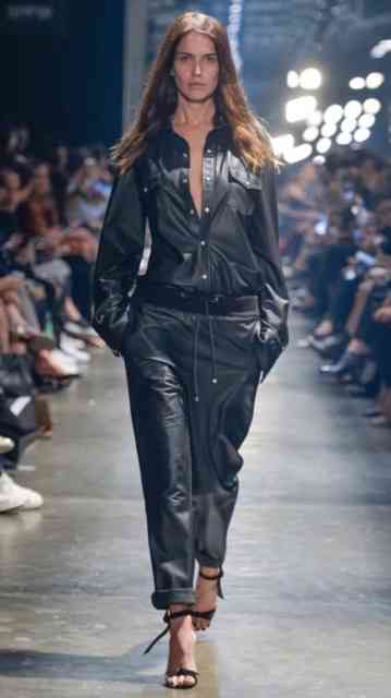 Mais um "look" lindo feminino!