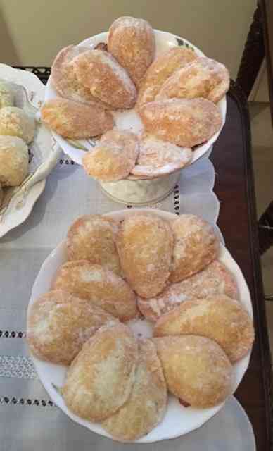 Outro ângulo das "madeleines": não sobrou uma!