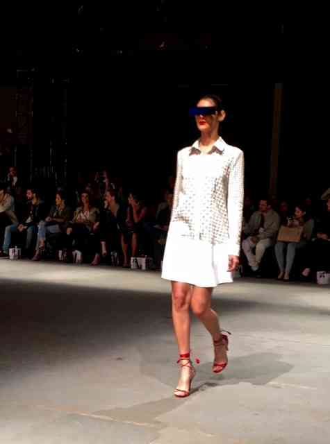 Tem "look"mais "casual chic"?