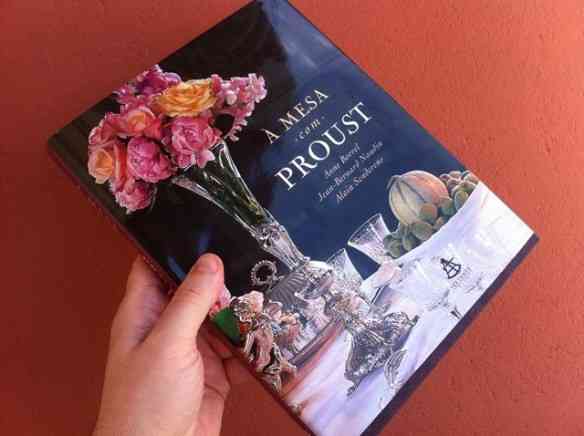 Livro lindo com as principais receitas do monumental romance "Em Busca do Tempo Perdido"!