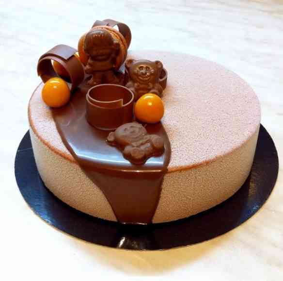 Choco com mini laranjinhas... Adoro a mistura e a elegância do visual!