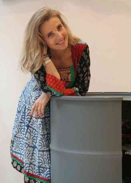 Cristiane CERF E SUAS Roupas DE Milão