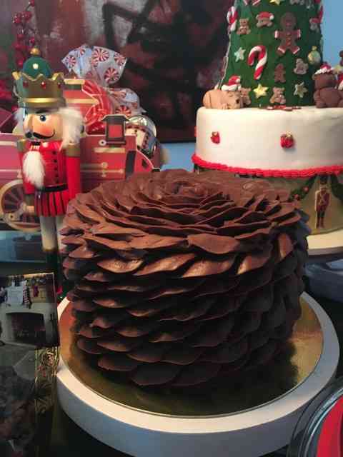 Vejam que linda esta outra versão pro bolo de natal!